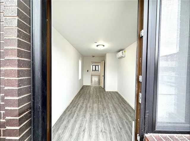 7302 Woodside Avenue 3A, Woodside, NY 11377