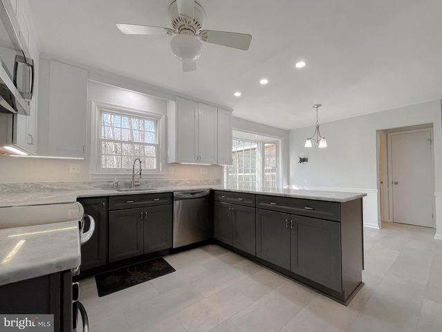 513 CLARKS RUN RD, La Plata, MD 20646