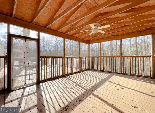 513 CLARKS RUN RD, La Plata, MD 20646