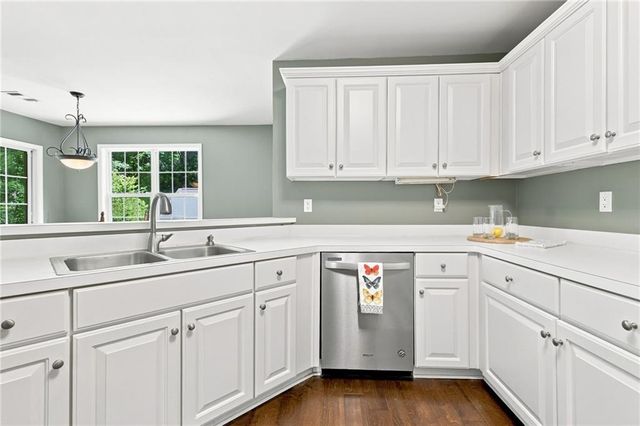 211 Westwind Drive, Ball Ground, GA 30107