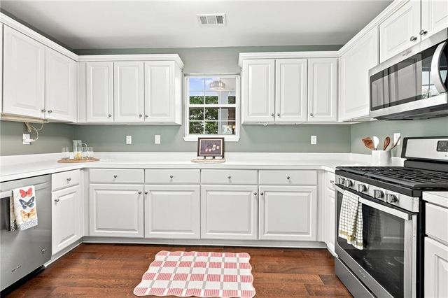 211 Westwind Drive, Ball Ground, GA 30107