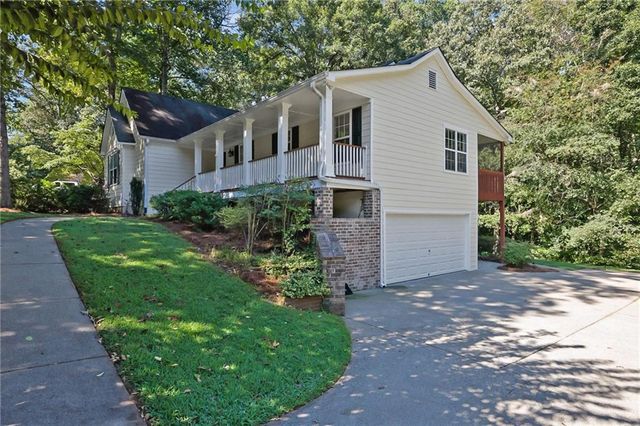 211 Westwind Drive, Ball Ground, GA 30107