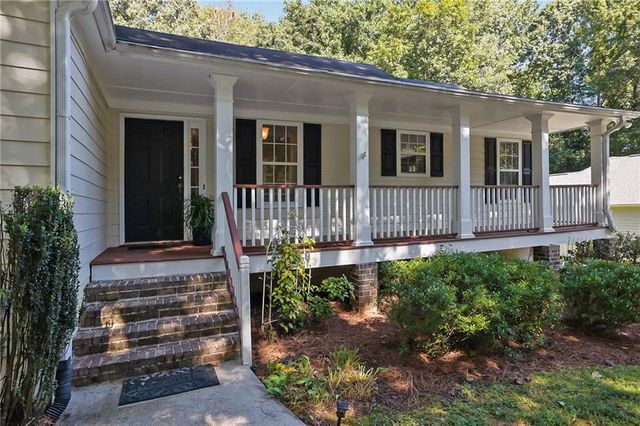 211 Westwind Drive, Ball Ground, GA 30107