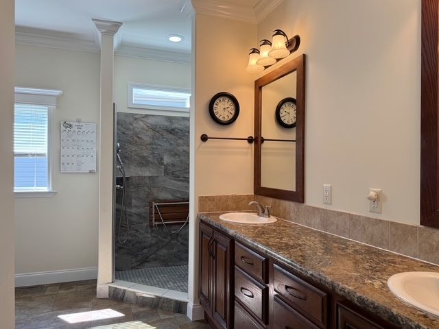 1542 Meadow View Lane, Grayslake, IL 60030