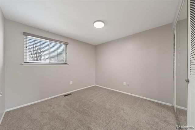 30110 Manor Drive, Madison Heights, MI 48071