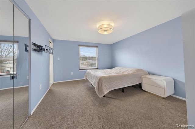 30110 Manor Drive, Madison Heights, MI 48071