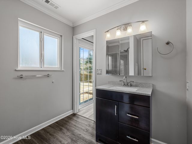 2200 Colony Plaza, Jacksonville, NC 28546