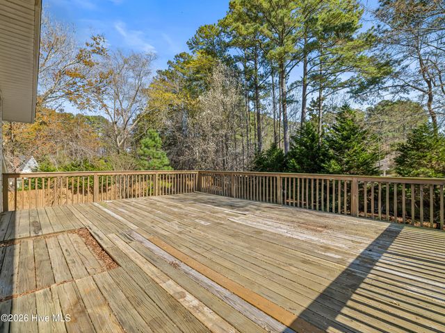 2200 Colony Plaza, Jacksonville, NC 28546