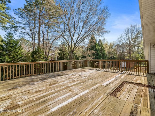 2200 Colony Plaza, Jacksonville, NC 28546