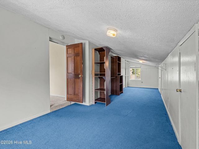 2200 Colony Plaza, Jacksonville, NC 28546