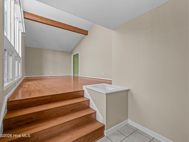 2200 Colony Plaza, Jacksonville, NC 28546