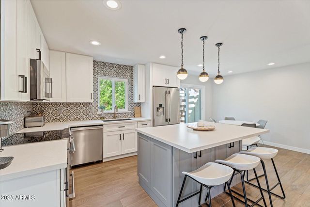 7343 E MONTEBELLO Avenue, Scottsdale, AZ 85250