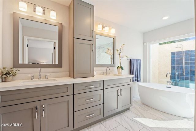 7343 E MONTEBELLO Avenue, Scottsdale, AZ 85250