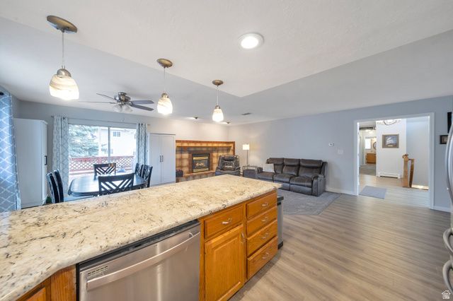 1806 E 9800 S, Sandy, UT 84092