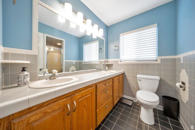 1806 E 9800 S, Sandy, UT 84092