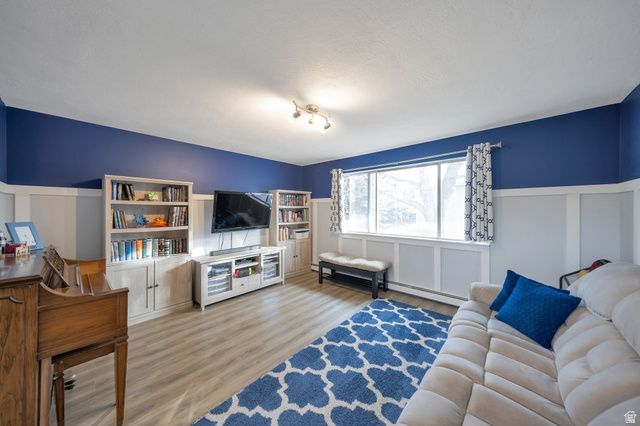 1806 E 9800 S, Sandy, UT 84092