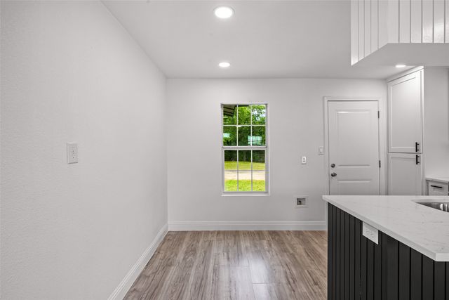 5225 Urbanview Street, Sansom Park, TX 76114