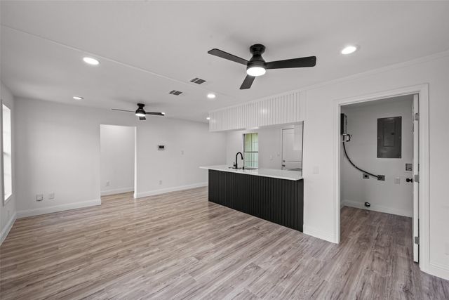 5225 Urbanview Street, Sansom Park, TX 76114