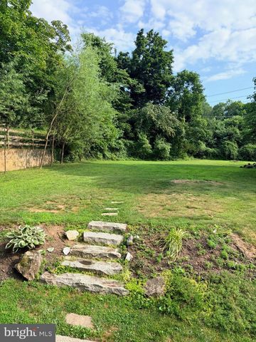 1011 CONCORD RD, Garnet Valley, PA 19060