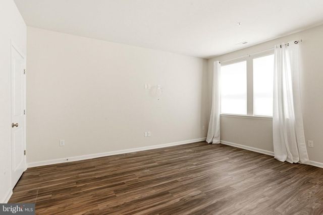 380 LOCUST RUN DR, York, PA 17404