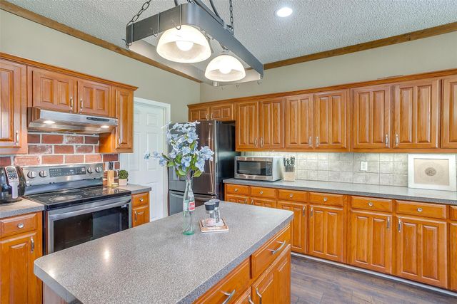 4307 Foxborough Trail, Arlington, TX 76001