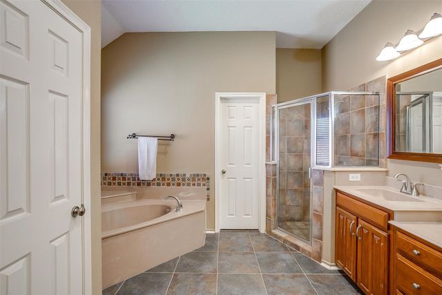 4307 Foxborough Trail, Arlington, TX 76001