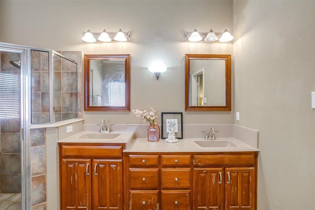 4307 Foxborough Trail, Arlington, TX 76001