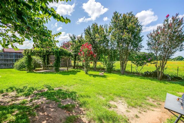 4307 Foxborough Trail, Arlington, TX 76001