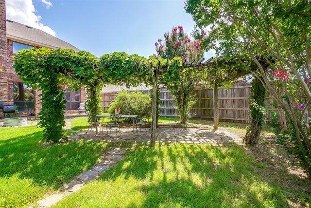 4307 Foxborough Trail, Arlington, TX 76001