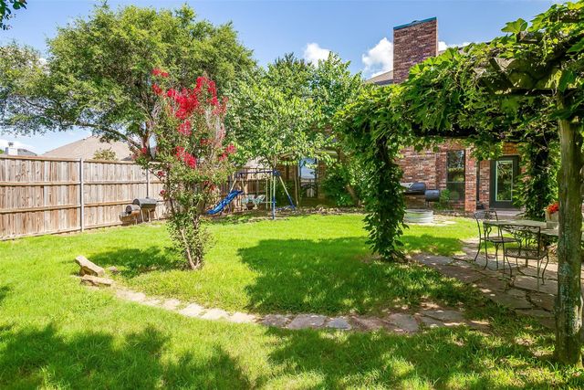 4307 Foxborough Trail, Arlington, TX 76001