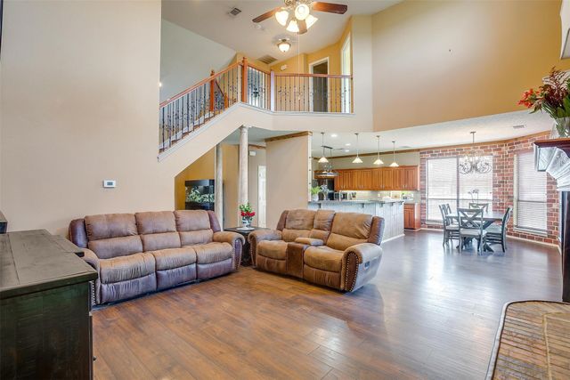4307 Foxborough Trail, Arlington, TX 76001