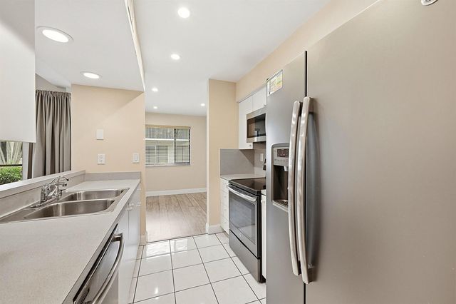 8073 NW 15th Manor 8073, Plantation, FL 33322