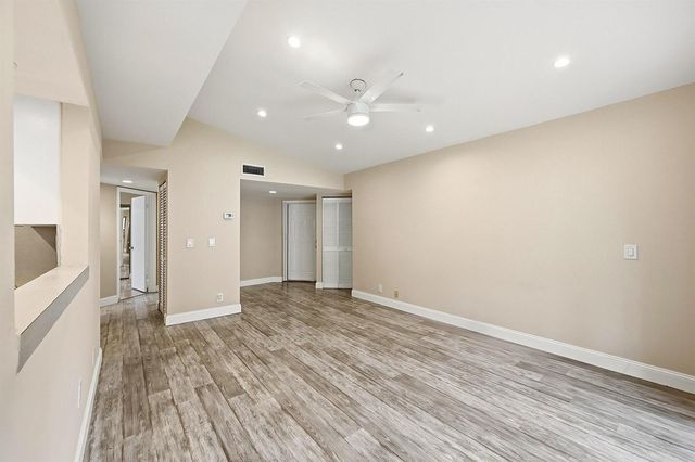 8073 NW 15th Manor 8073, Plantation, FL 33322