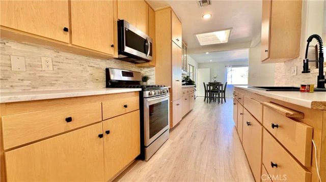 751 W 209th, Torrance, CA 90502