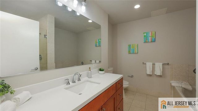 1 Spring Street 1102, New Brunswick, NJ 08901