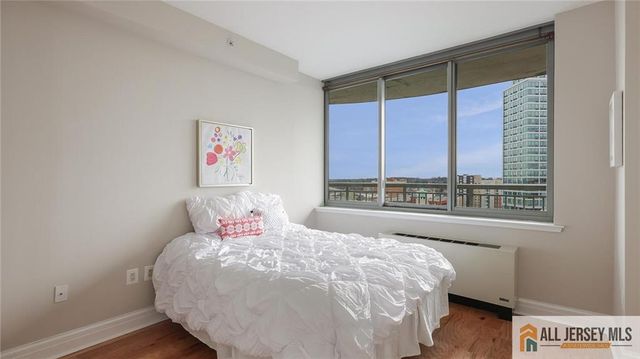 1 Spring Street 1102, New Brunswick, NJ 08901