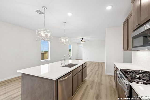 144 Arlo Point, New Braunfels, TX 78130