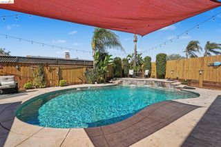 4850 Mallard Ct, Oakley, CA 94561