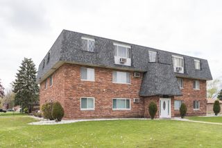 17227 71st Court 11, Tinley Park, IL 60477