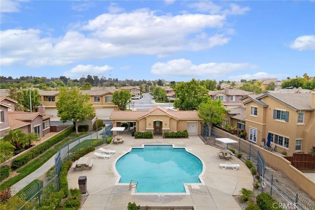 39951 Millbrook Way B, Murrieta, CA 92563
