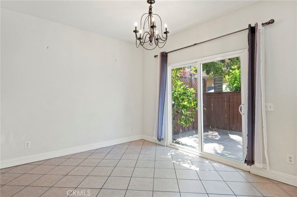 Image 12 of property listing at 39951 Millbrook Way B, Murrieta, CA 92563