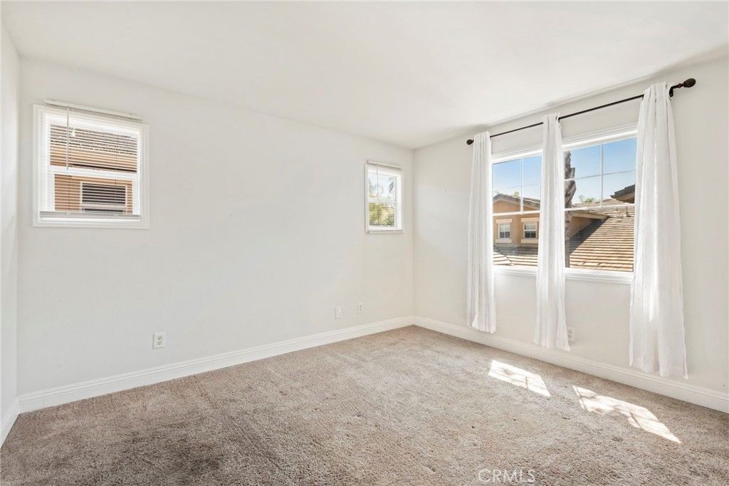 Image 18 of property listing at 39951 Millbrook Way B, Murrieta, CA 92563