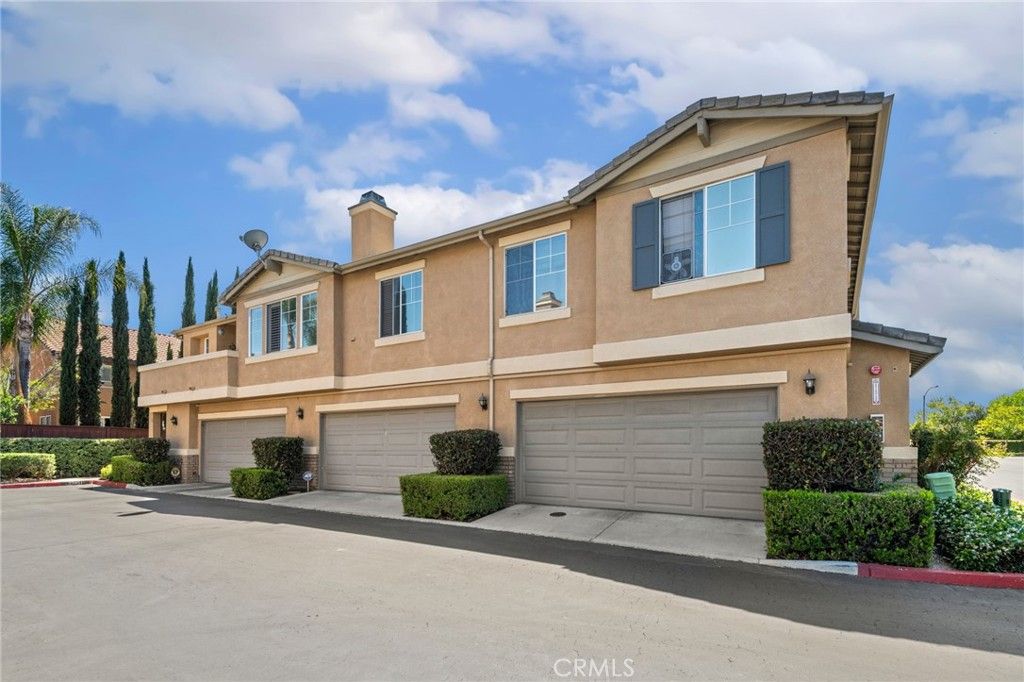Image 30 of property listing at 39951 Millbrook Way B, Murrieta, CA 92563