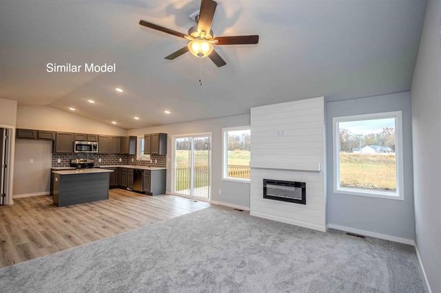 206 S Walnut Drive, Norwalk, IA 50211