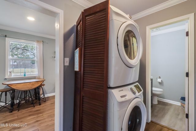 245 Pine Ridge Drive, Waveland, MS 39576