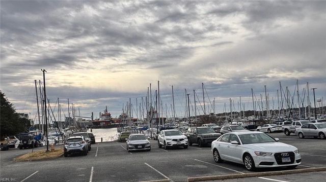 9535 Bay Front Dr Apt 201, Norfolk, VA 23518