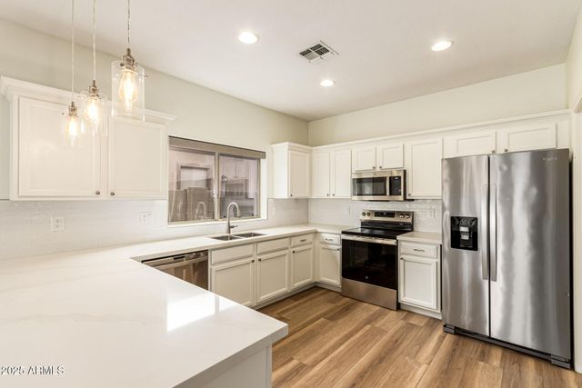 4618 W FORTUNE Drive, Anthem, AZ 85086