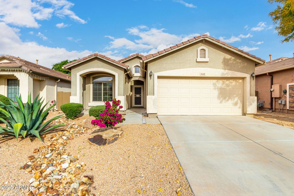 4618 W FORTUNE Drive, Anthem, AZ 85086