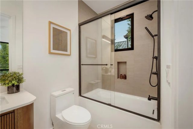 8904 Hubbard St, Culver City, CA 90232