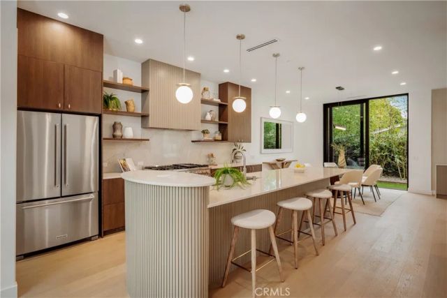 8904 Hubbard St, Culver City, CA 90232